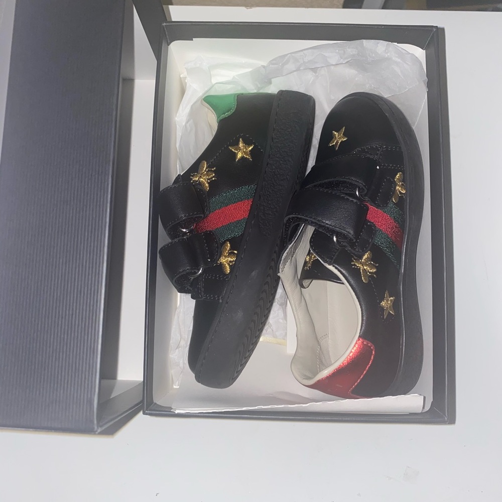 SOLD ON MERC!!!! Gucci boy shoes size 25